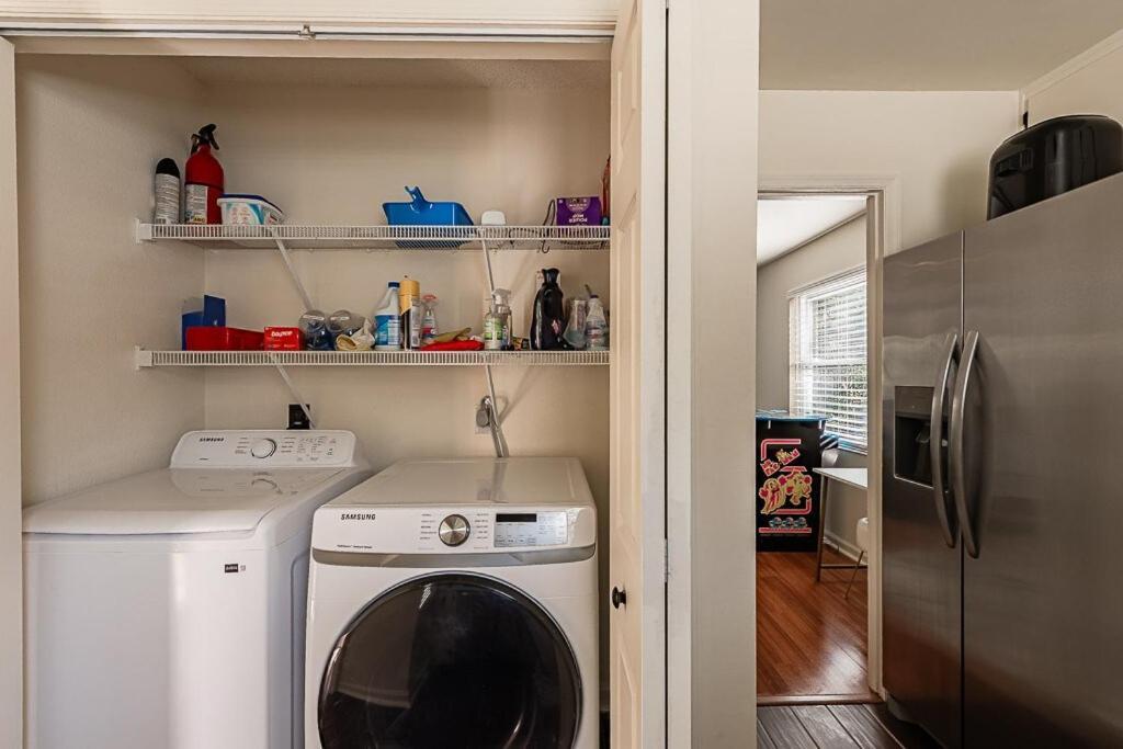 Cozy Townhome Retreat With King Bed Near I-10, Capitol, Fsu & Famu Tallahassee Esterno foto