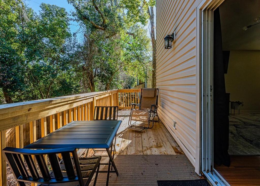 Cozy Townhome Retreat With King Bed Near I-10, Capitol, Fsu & Famu Tallahassee Esterno foto