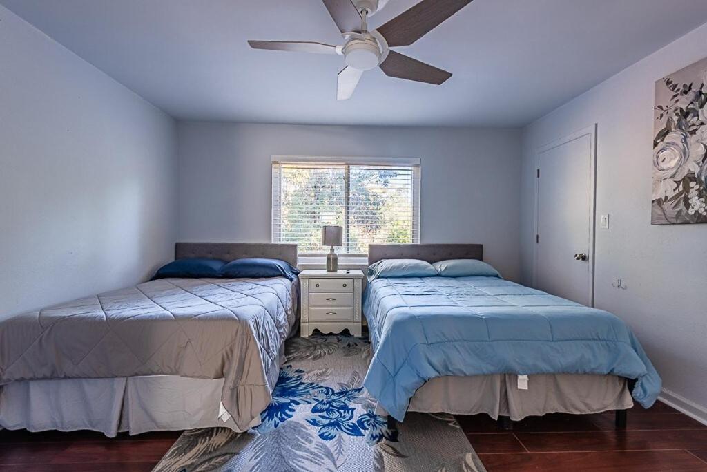 Cozy Townhome Retreat With King Bed Near I-10, Capitol, Fsu & Famu Tallahassee Esterno foto