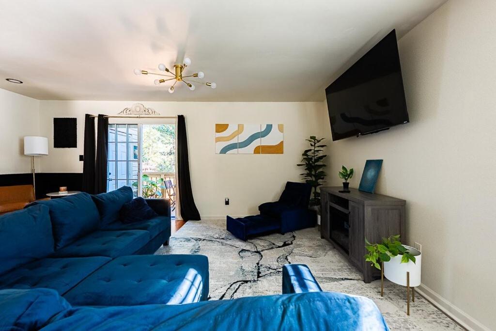 Cozy Townhome Retreat With King Bed Near I-10, Capitol, Fsu & Famu Tallahassee Esterno foto
