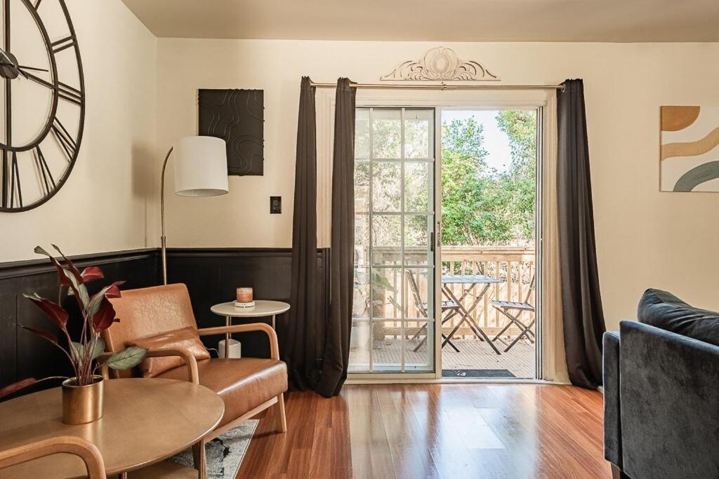 Cozy Townhome Retreat With King Bed Near I-10, Capitol, Fsu & Famu Tallahassee Esterno foto